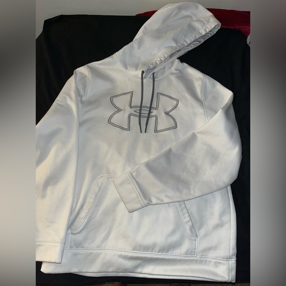 Under armour hoodie - Picture 1 of 2